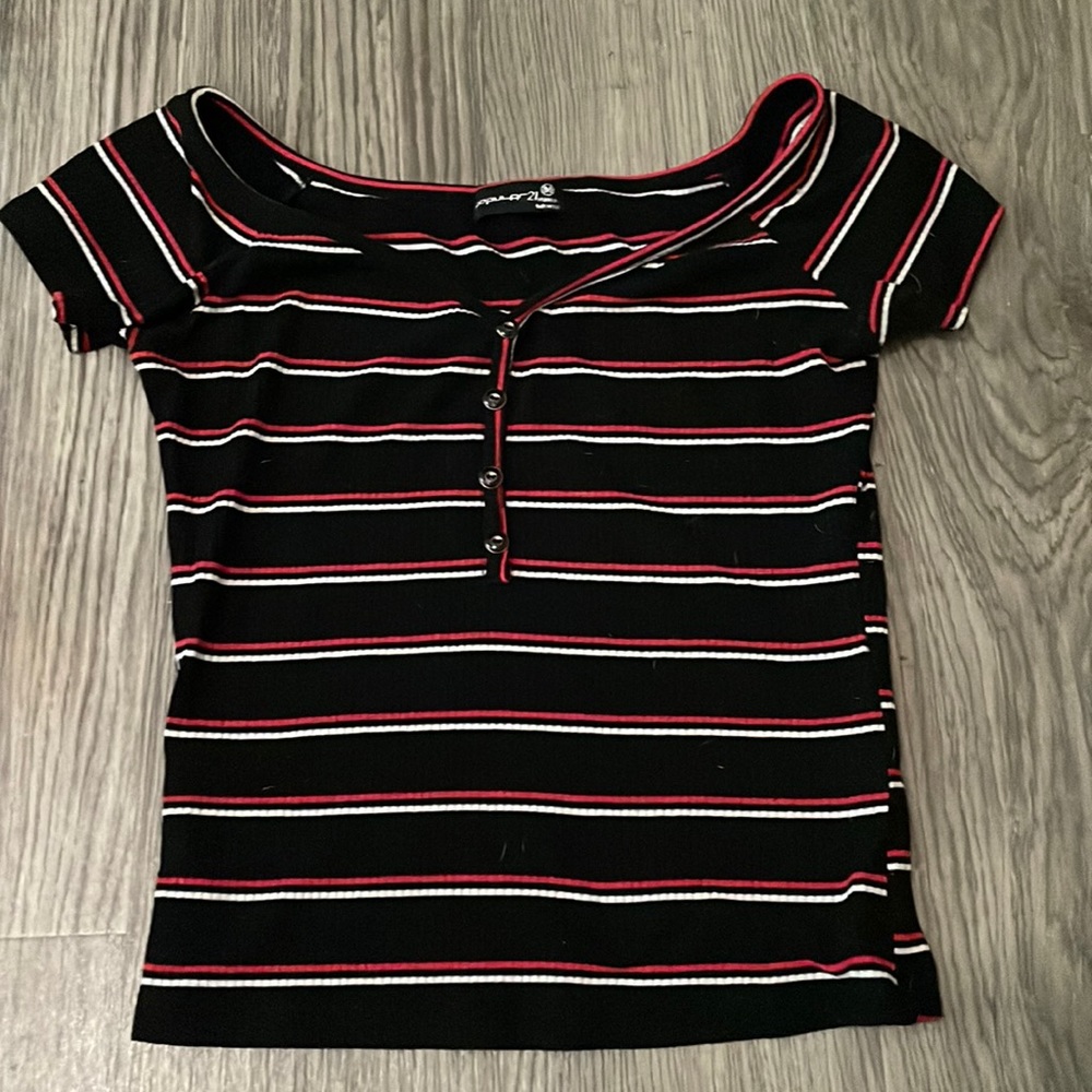 Women’s shirt